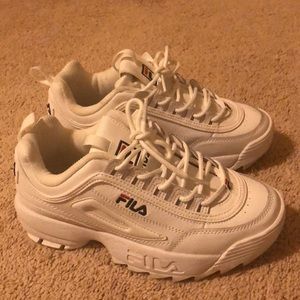 FILA SNEAKERS IN GOOD CONDITION